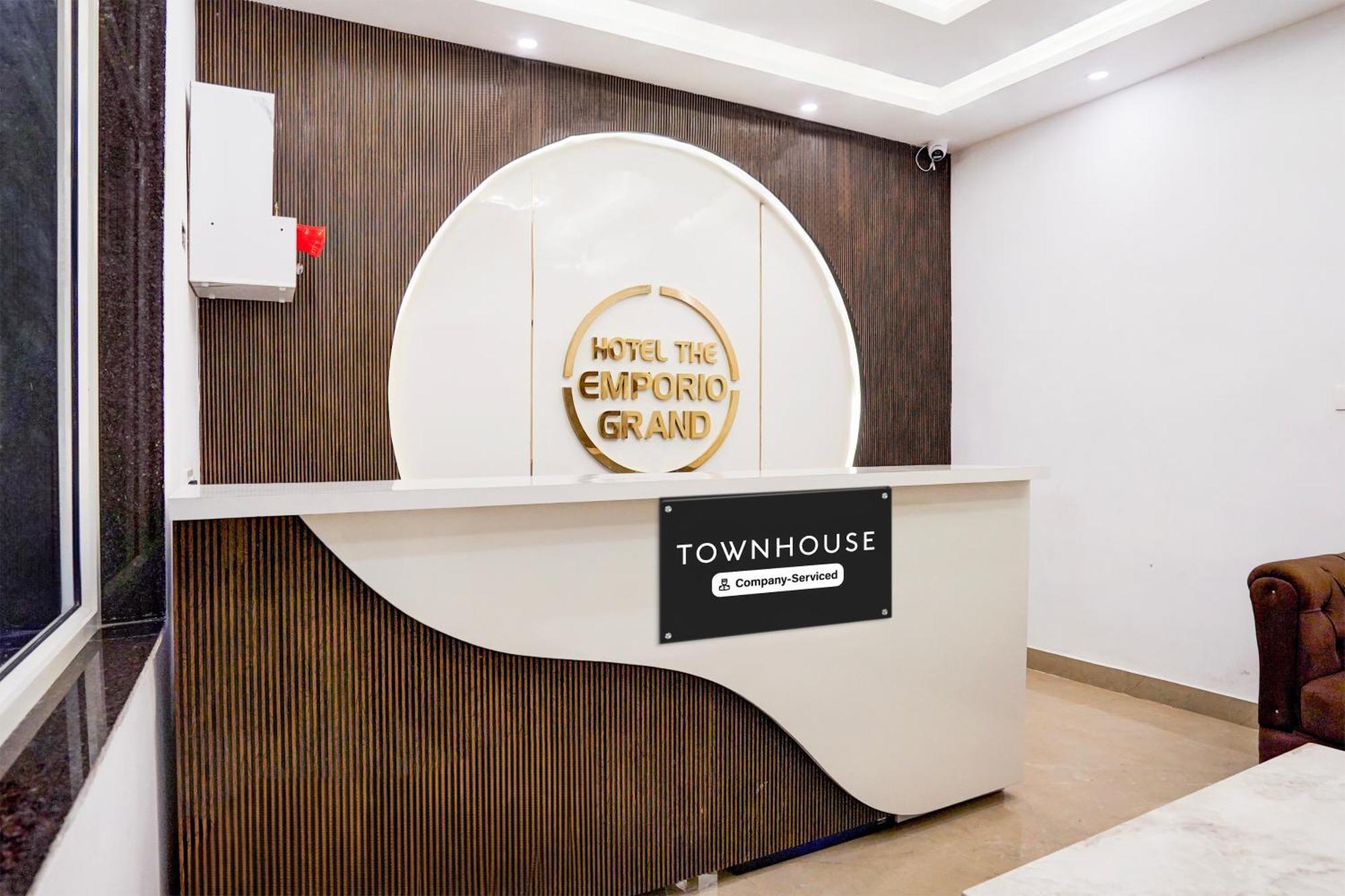 Townhouse Hotel Grand Emporio By Sbg Near Vaishali Metro Station Ghaziabad Zewnętrze zdjęcie